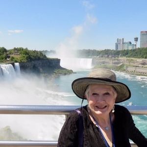 Meet your Posher, Beth